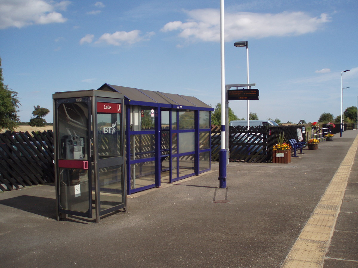 Grimsby-bound shelter, Habrough